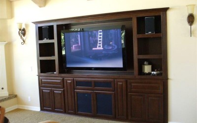 Do you have a large alcove in the family room? We can help!