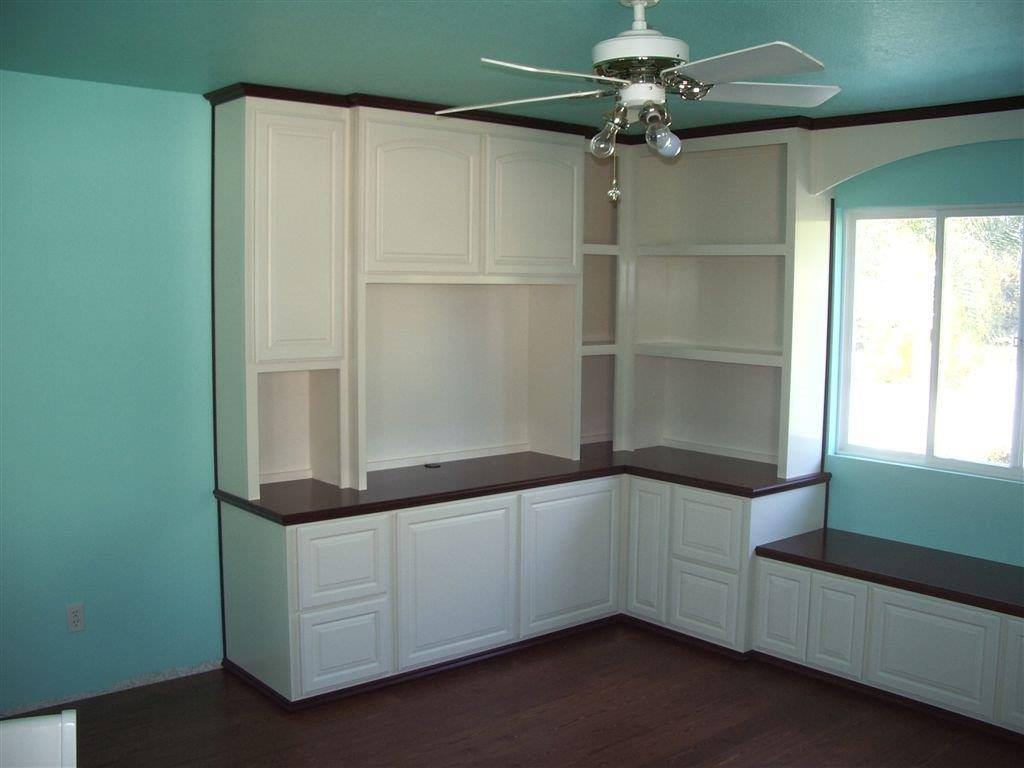 built in home office furniture and desks (5)