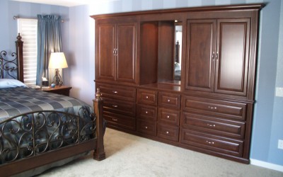 Bedroom cabinets